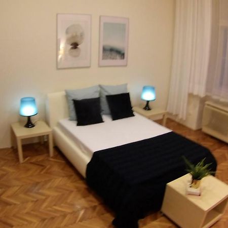Opera Dream Apartment Budapest Ngoại thất bức ảnh