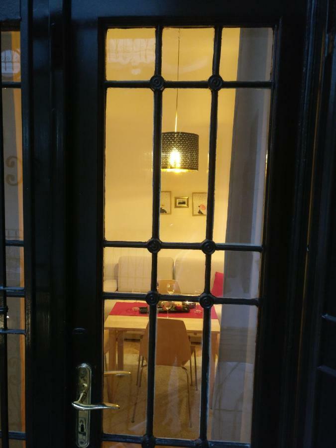 Opera Dream Apartment Budapest Ngoại thất bức ảnh